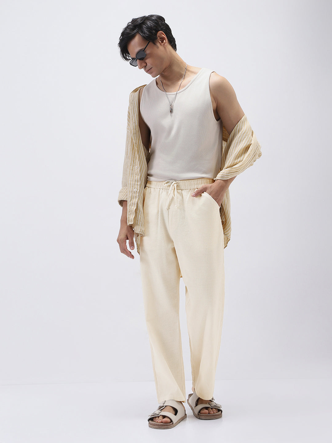 Men's Cream Loose Fit Solid Linen Blend Trousers Non-Stretchable
