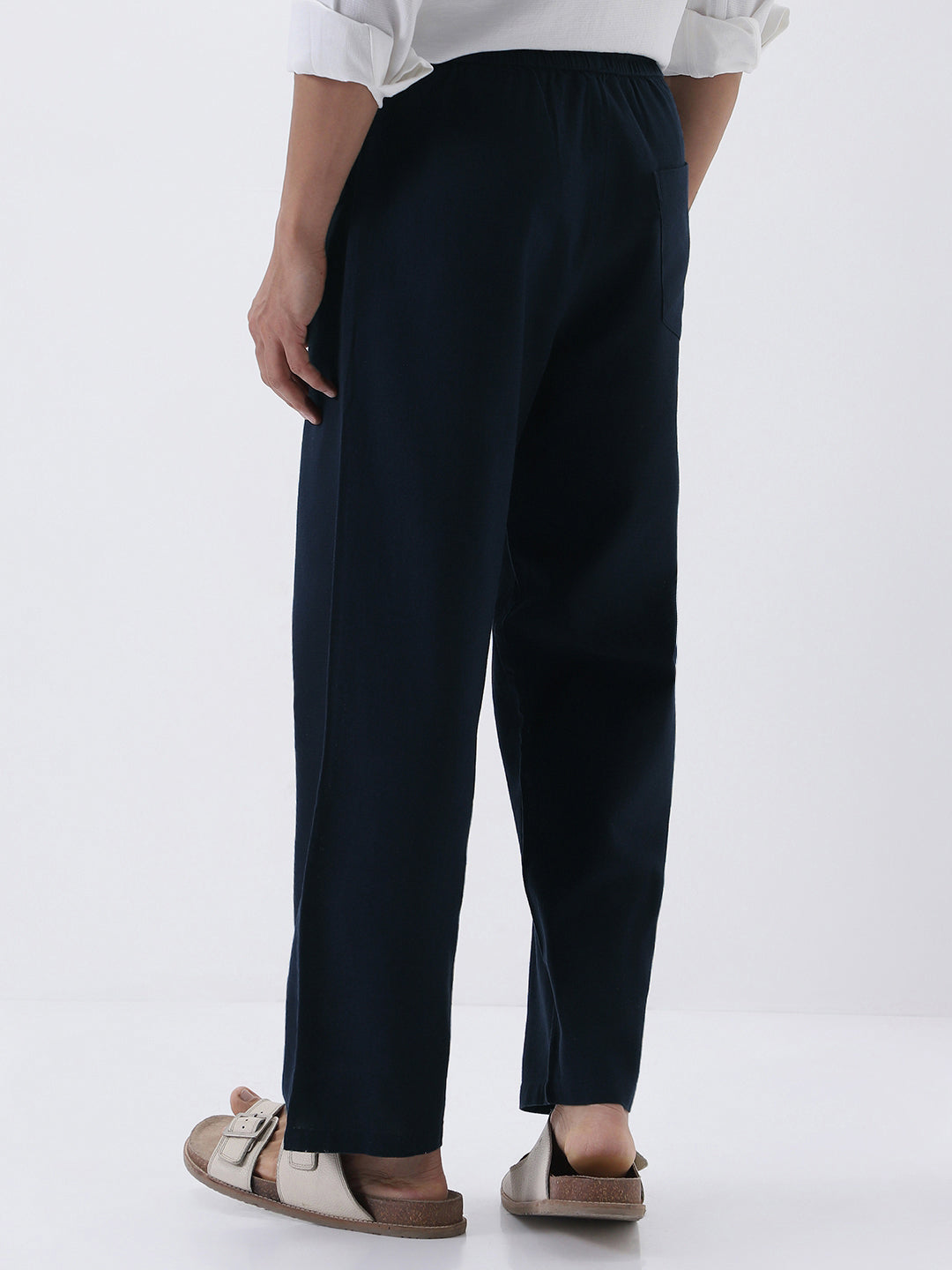 Men's Navy Loose Fit Solid Linen Blend Trousers Non-Stretchable
