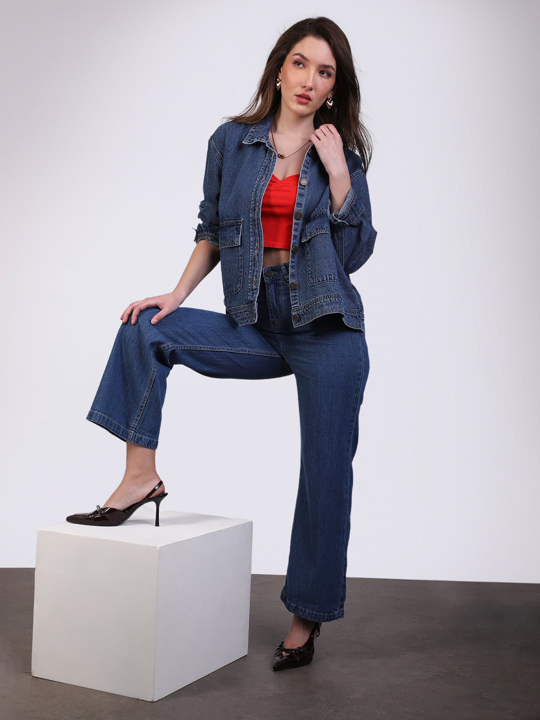 Women's Blue Relaxed Fit Full Sleeve Utility Denim Jacket