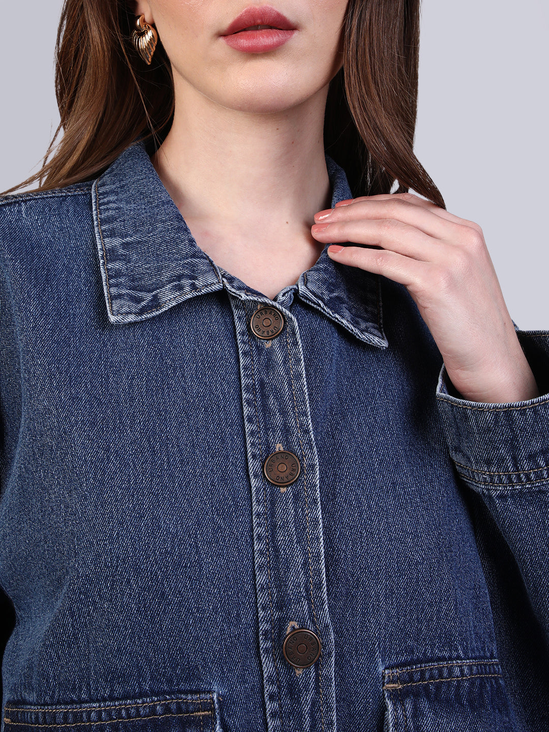 Women's Blue Relaxed Fit Full Sleeve Utility Denim Jacket