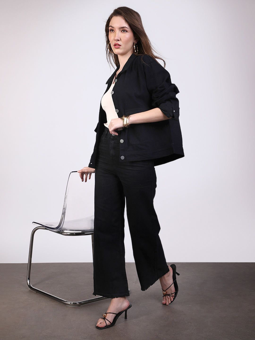 Women's Black Relaxed Fit Full Sleeve Utility Denim Jacket