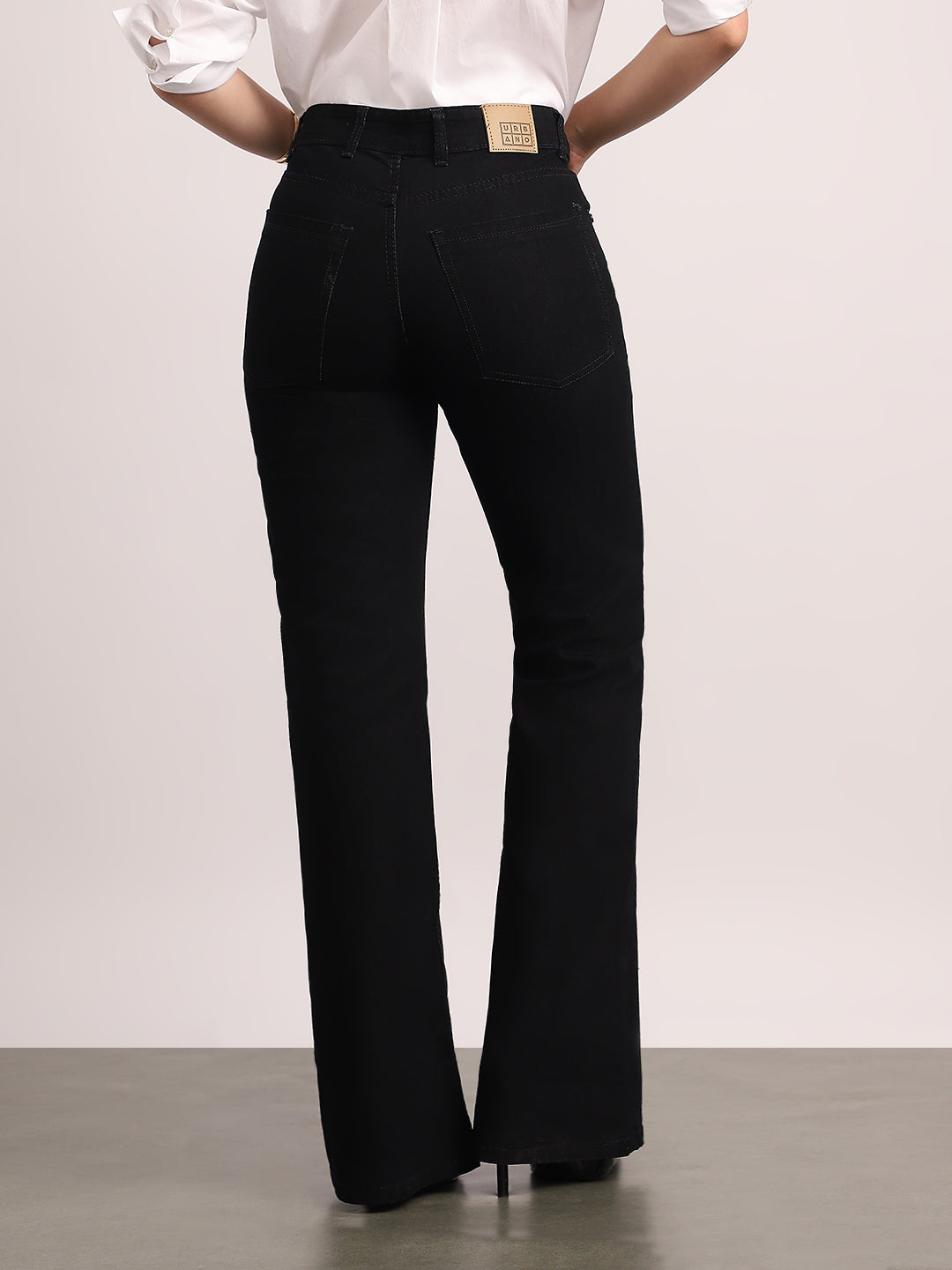 Women's Black Mid Rise Bootcut Fit Washed Jeans Stretchable