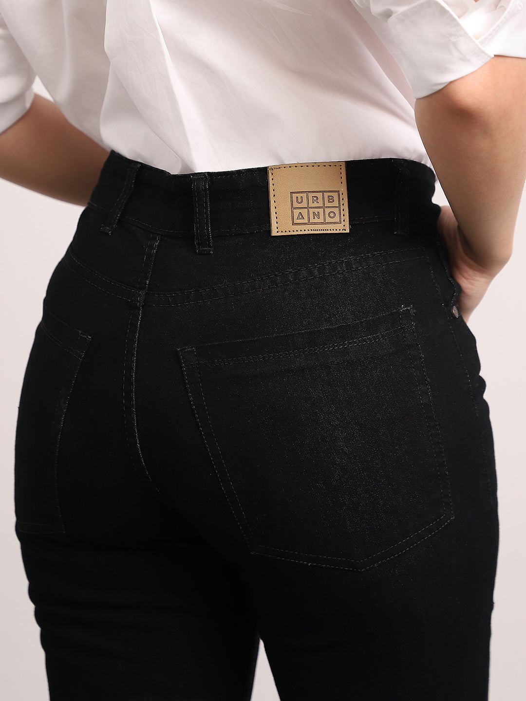 Women's Black Mid Rise Bootcut Fit Washed Jeans Stretchable