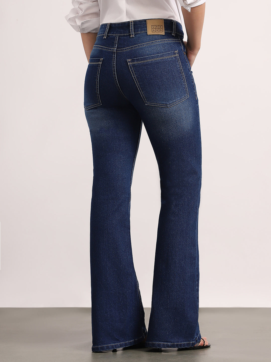 Women's Dark Blue Mid Rise Bootcut Fit Washed Jeans Stretchable