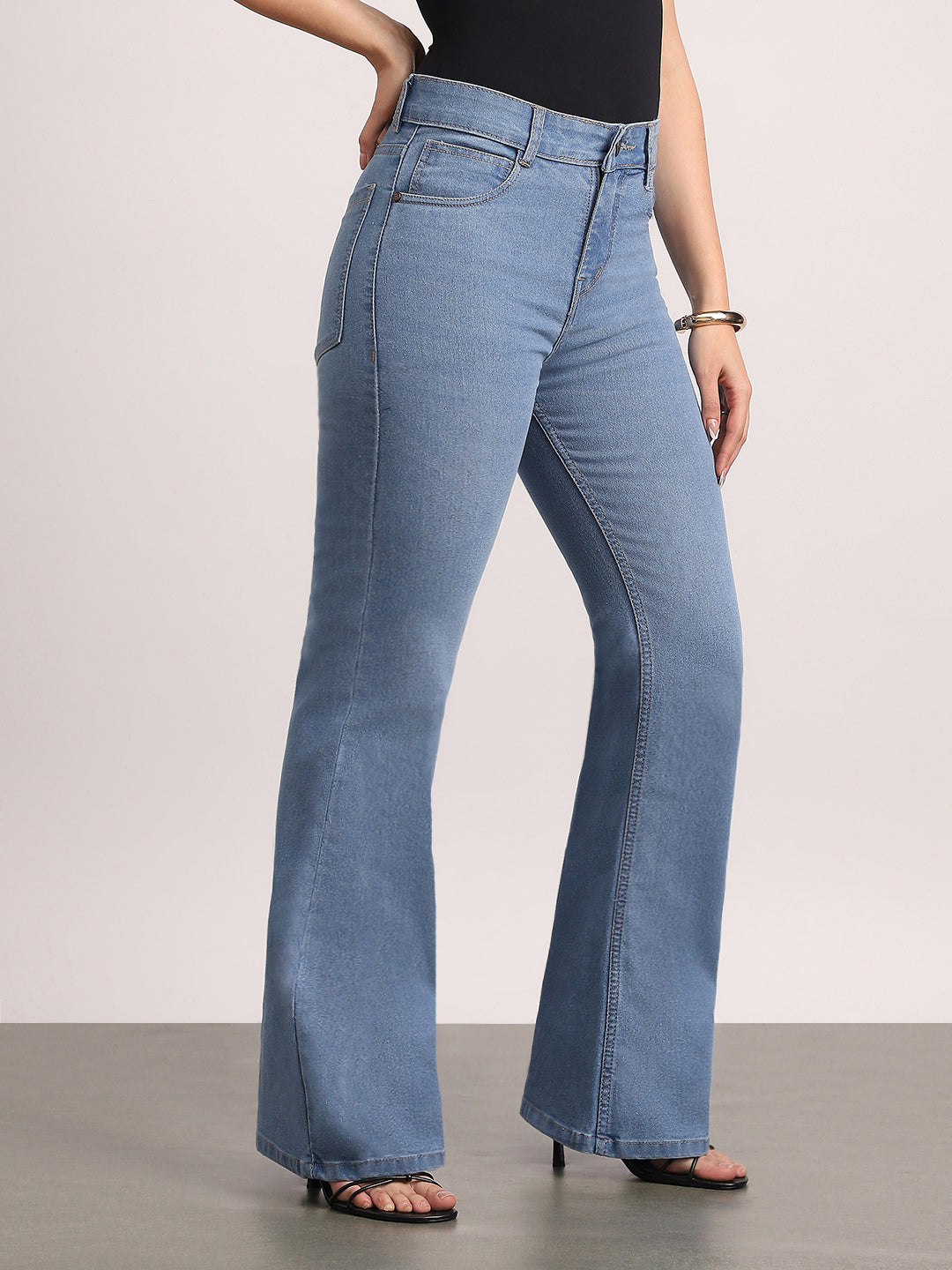 Women's Light Blue Mid Rise Bootcut Fit Washed Jeans Stretchable