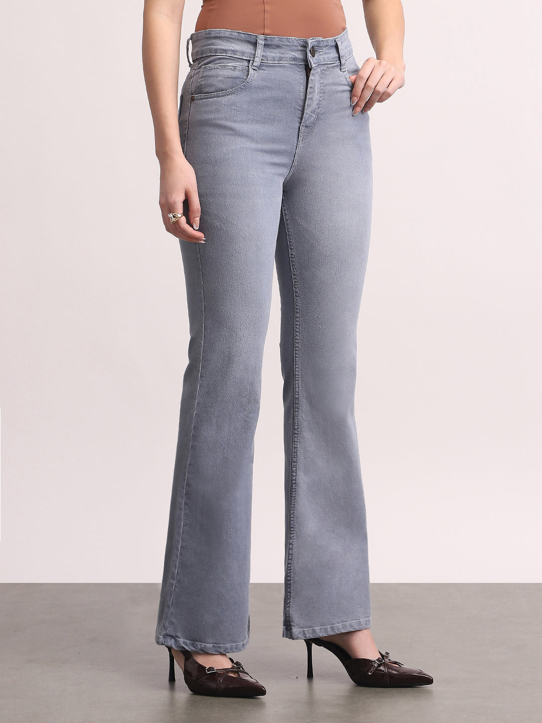 Women's Light Grey Mid Rise Bootcut Fit Washed Jeans Stretchable