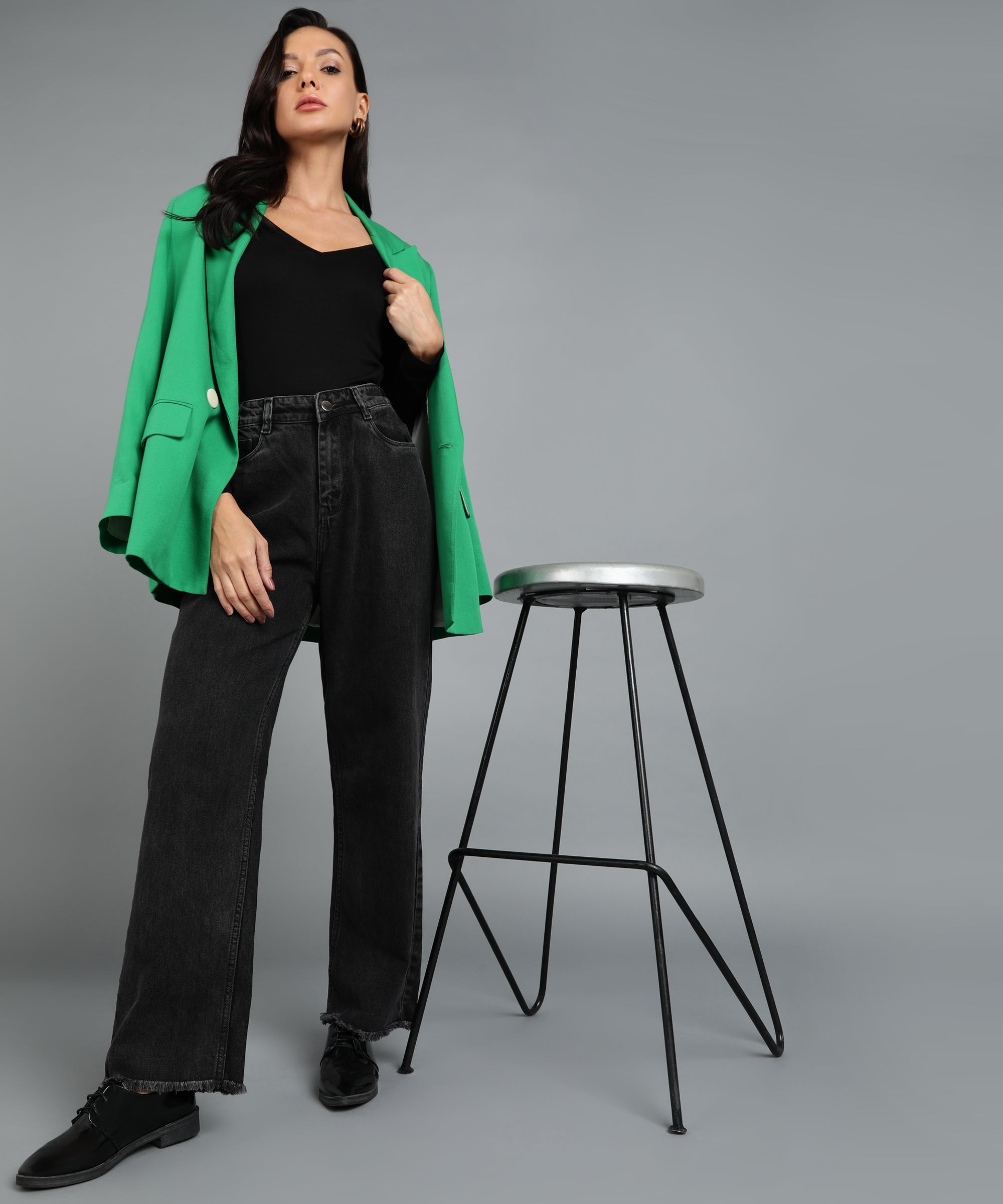 Women's Black Regular Fit Wide Leg Washed Jeans