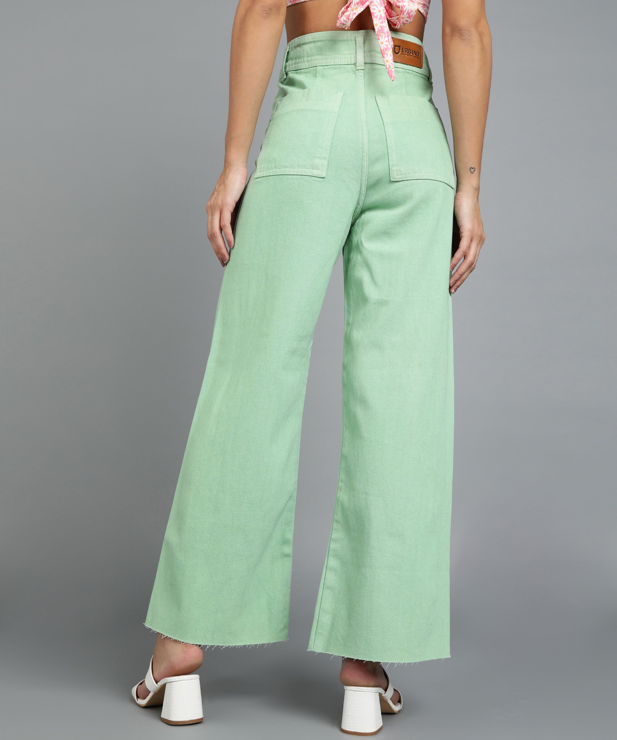 Women's Green Regular Fit Wide Leg Washed Jeans