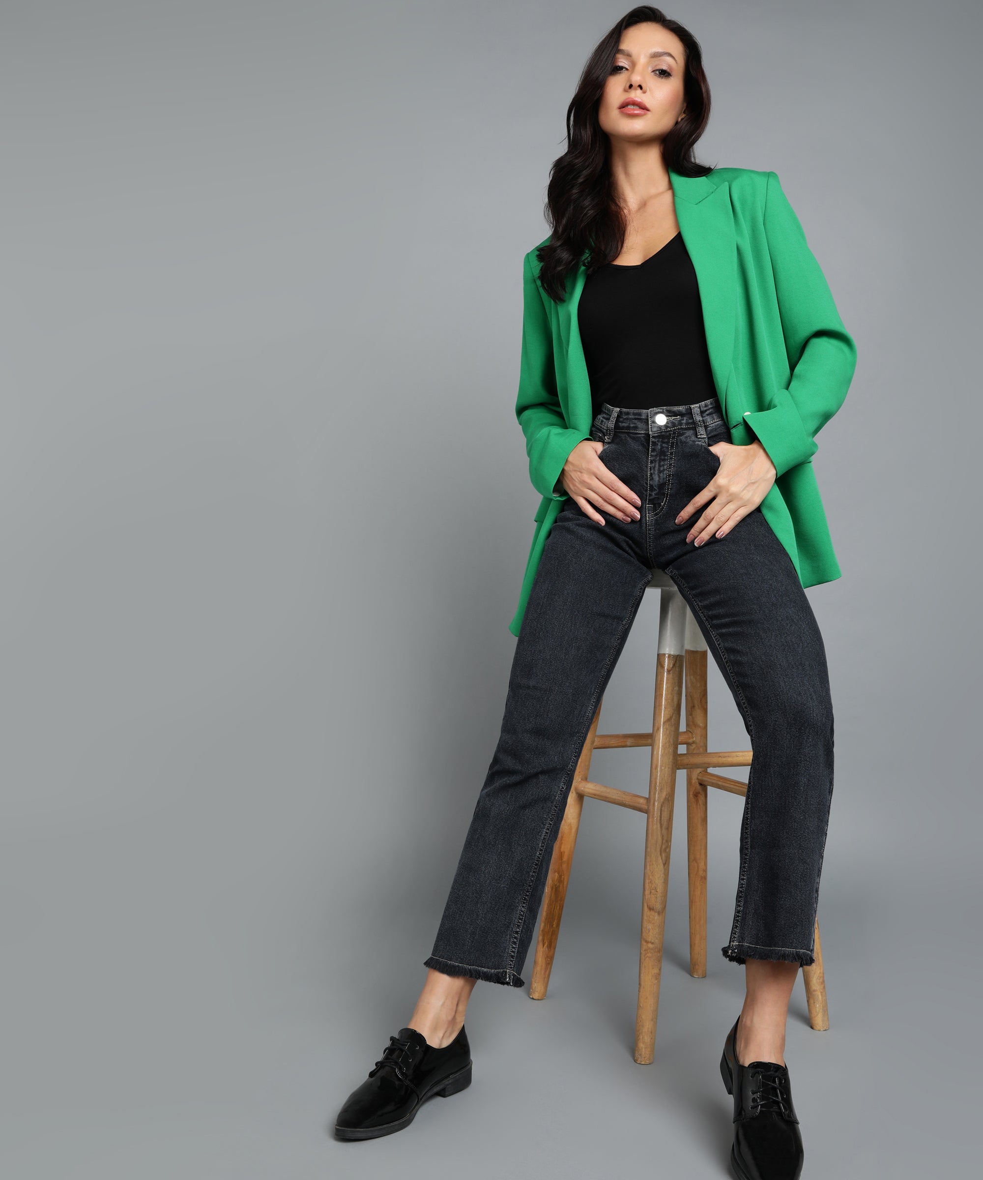 Women's Black Regular Fit Wide Leg Washed Jeans