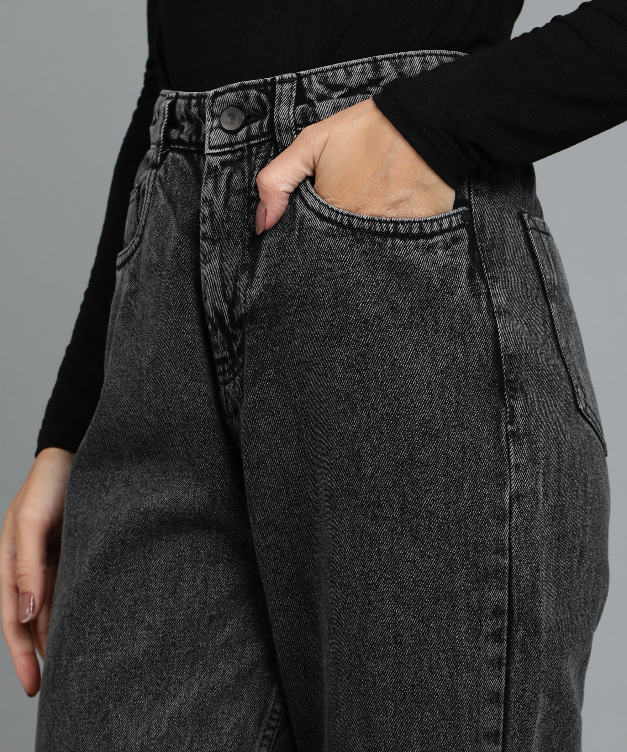 Women's Black Boyfriend Fit Washed Jeans