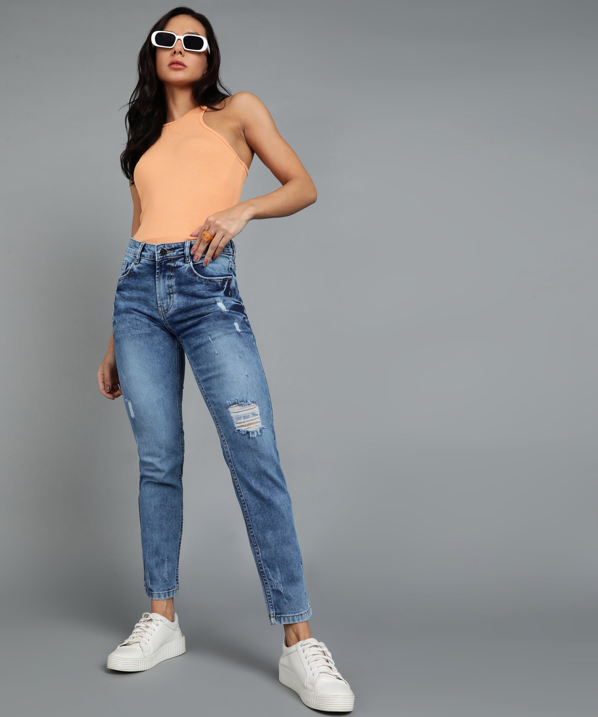 Women's Light Blue Boyfriend Fit Washed Jeans