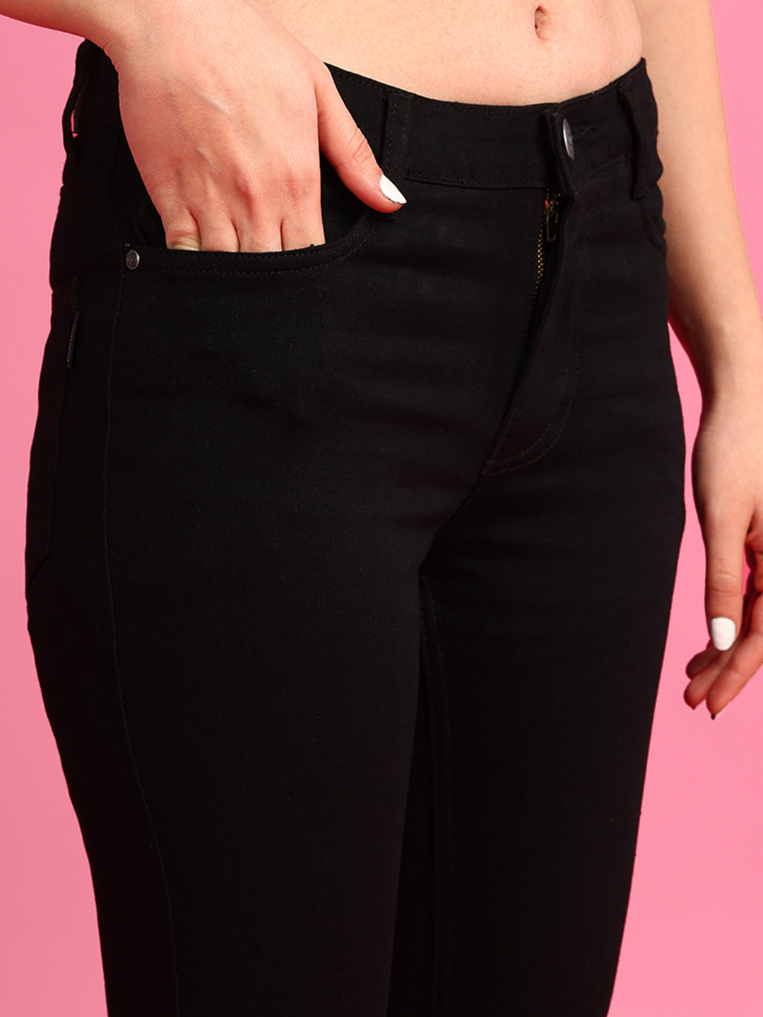 Women's Black Skinny Fit Solid Jeans