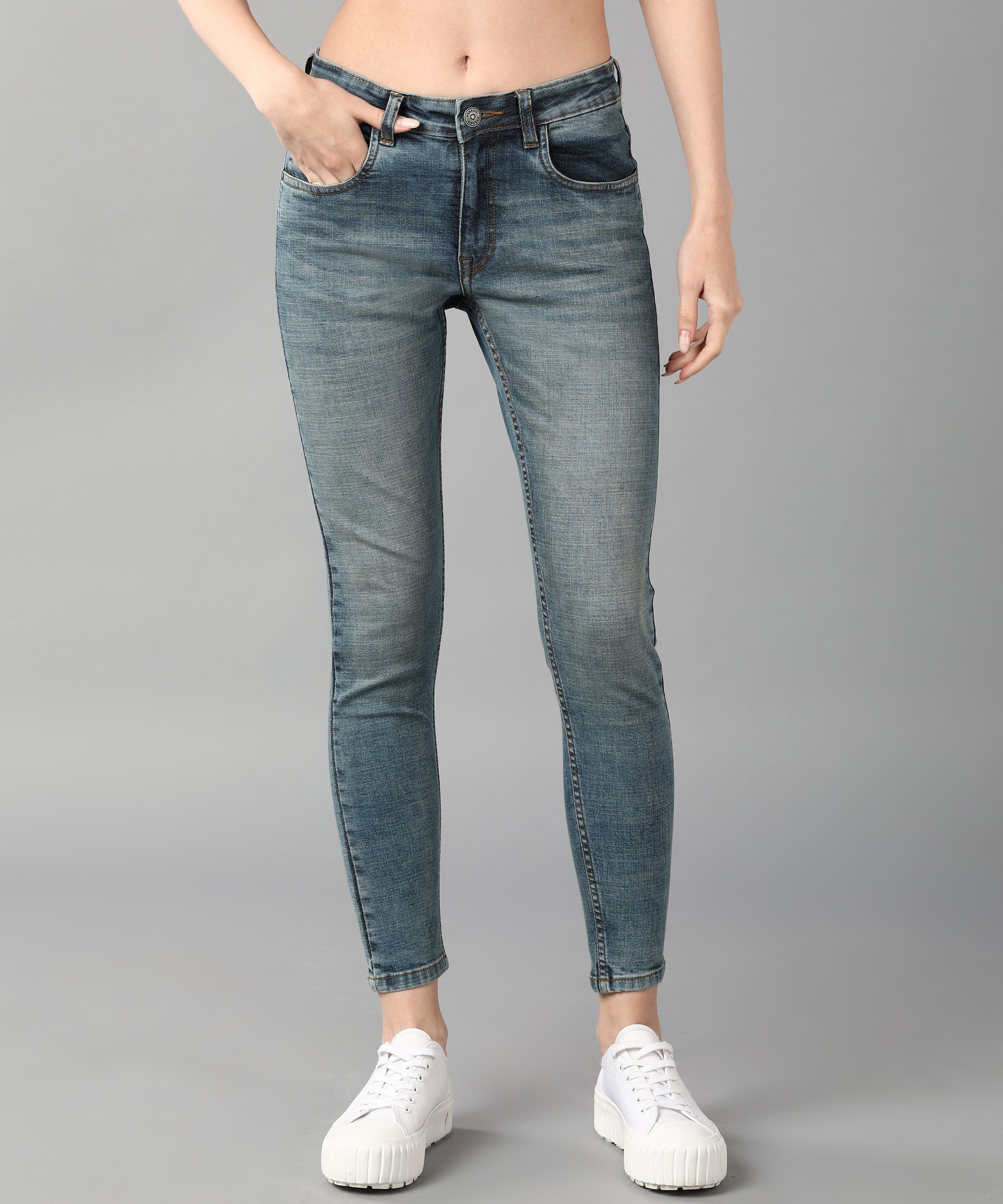Women's Blue Skinny Fit Washed Jeans