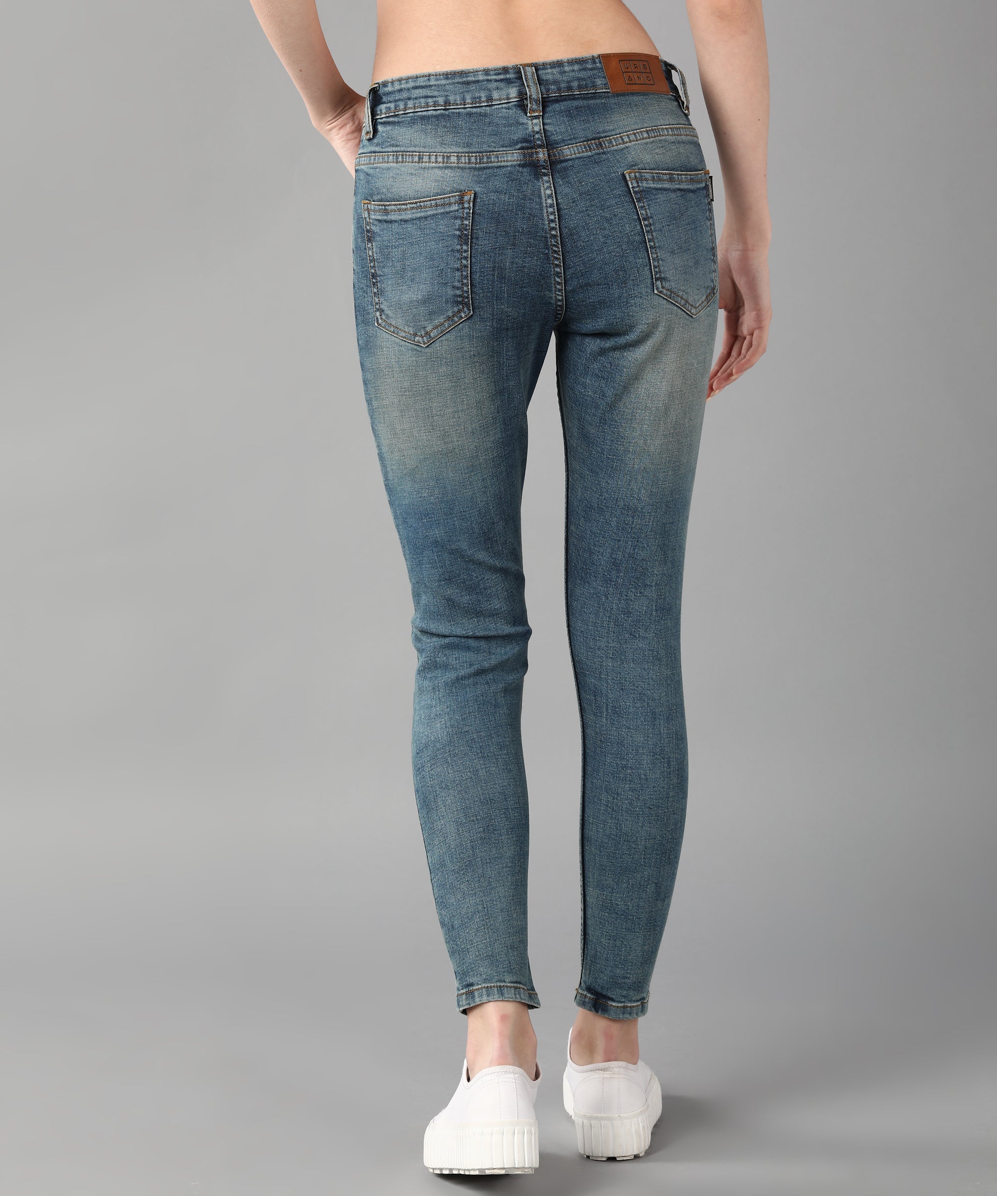 Women's Blue Skinny Fit Washed Jeans