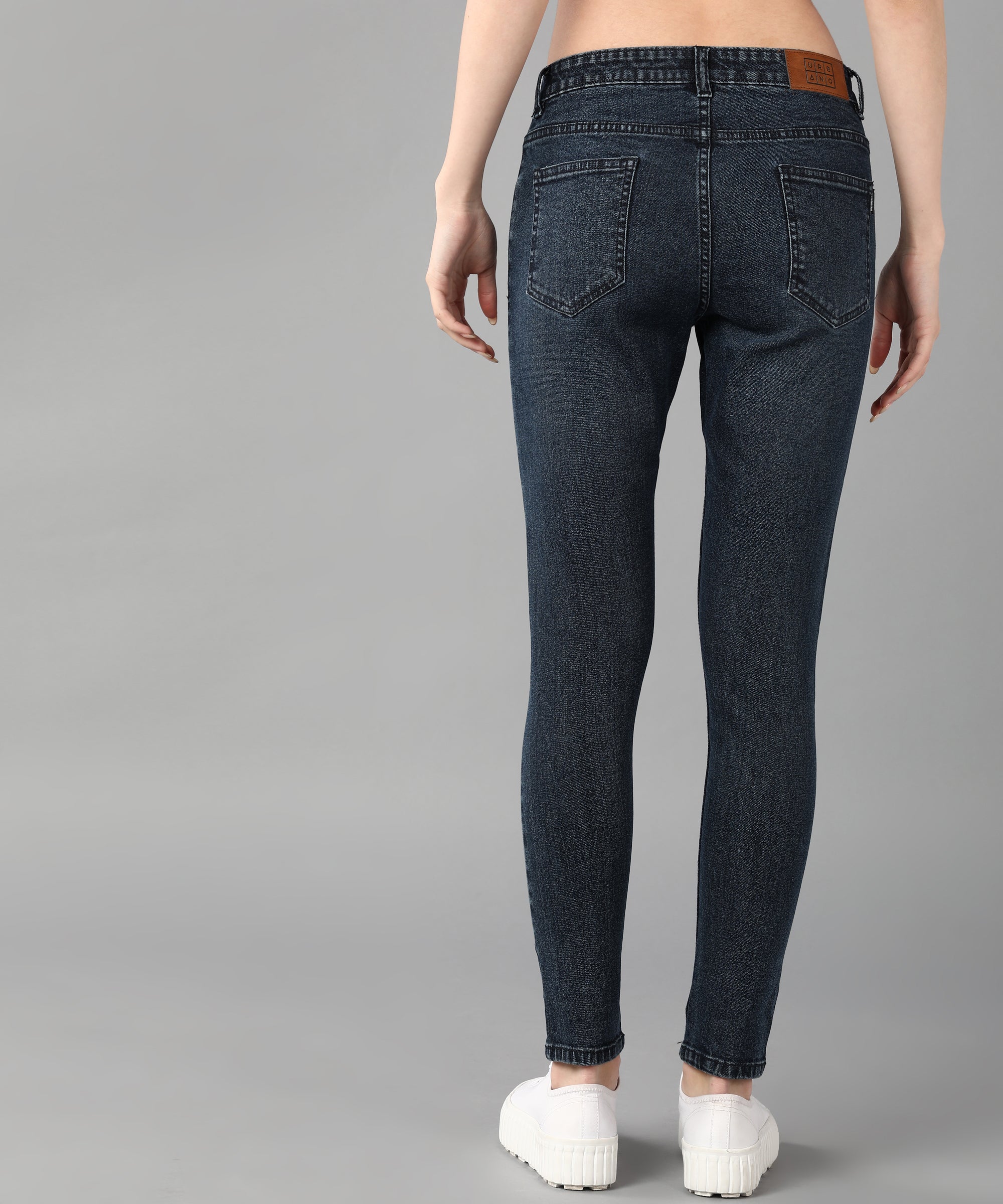 Women's Blue Torn/Mild Distressed Skinny Fit Washed Jeans