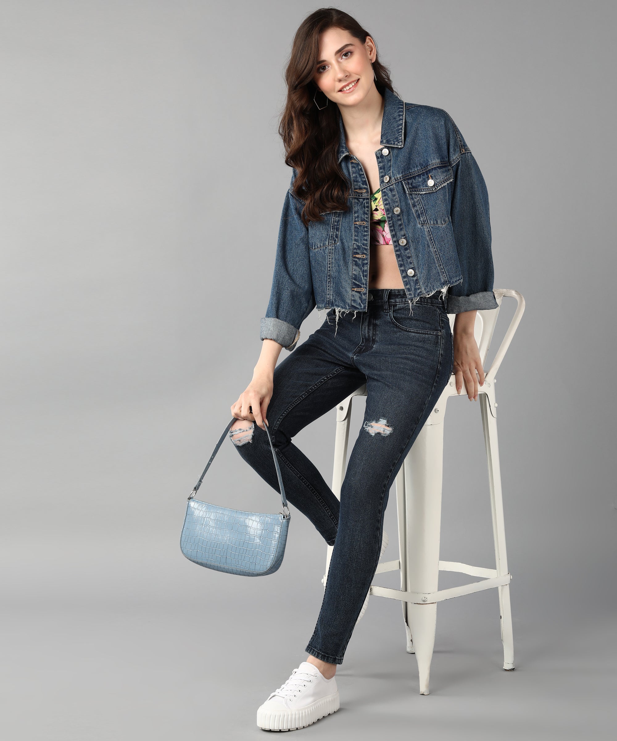 Women's Blue Torn/Mild Distressed Skinny Fit Washed Jeans