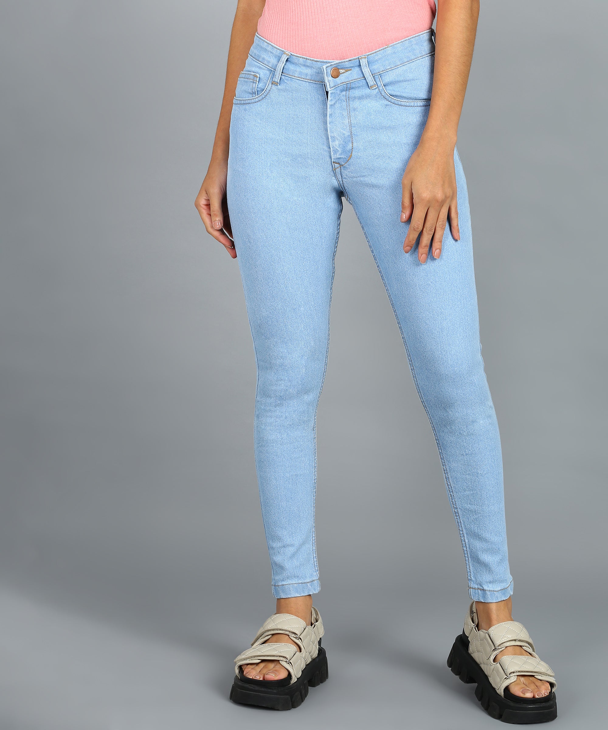 Urbano Fashion Women's Blue Skinny Fit Washed Jeans