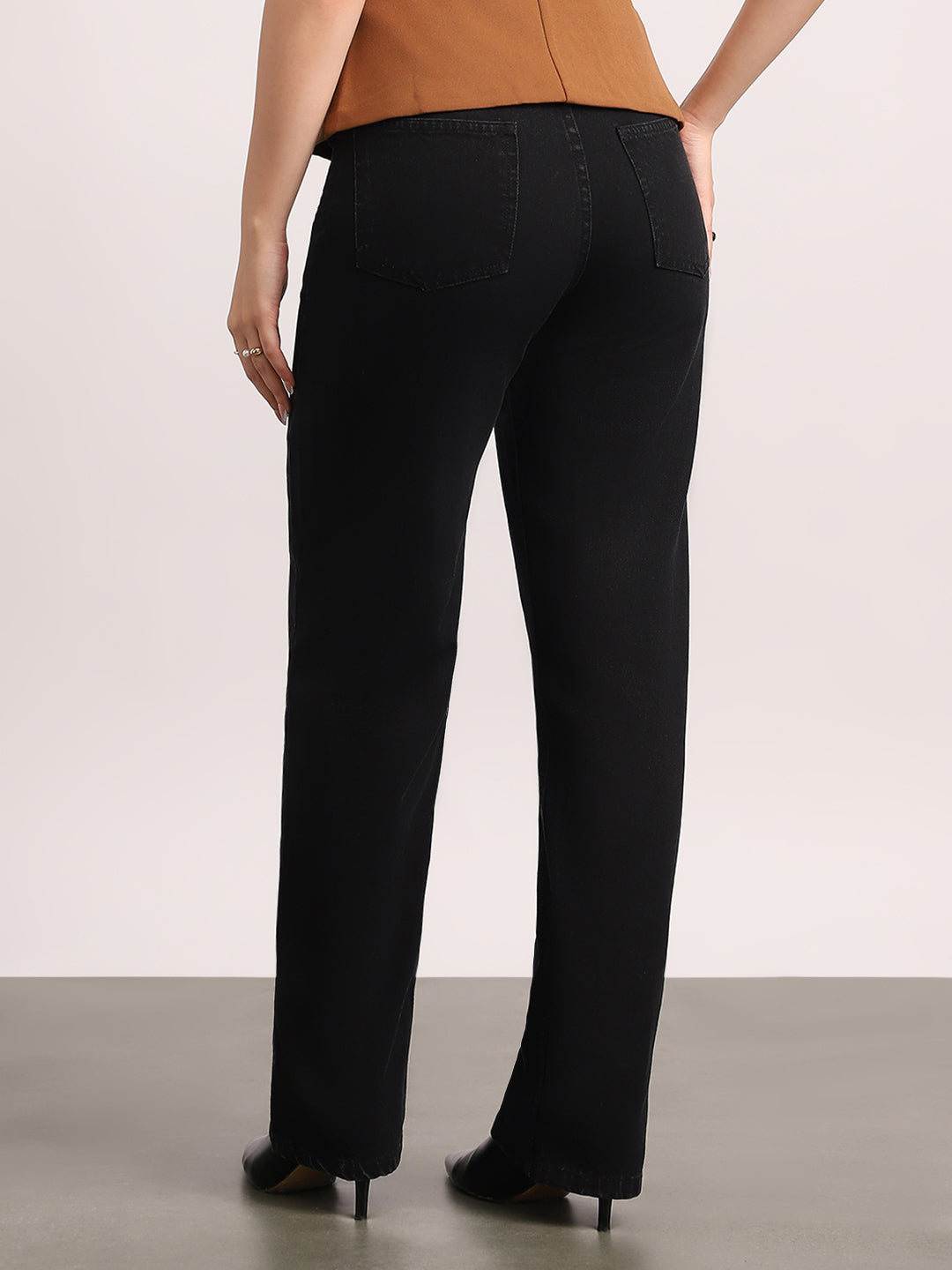 Women's Black High Rise Straight Fit Washed Jeans Non-Stretchable