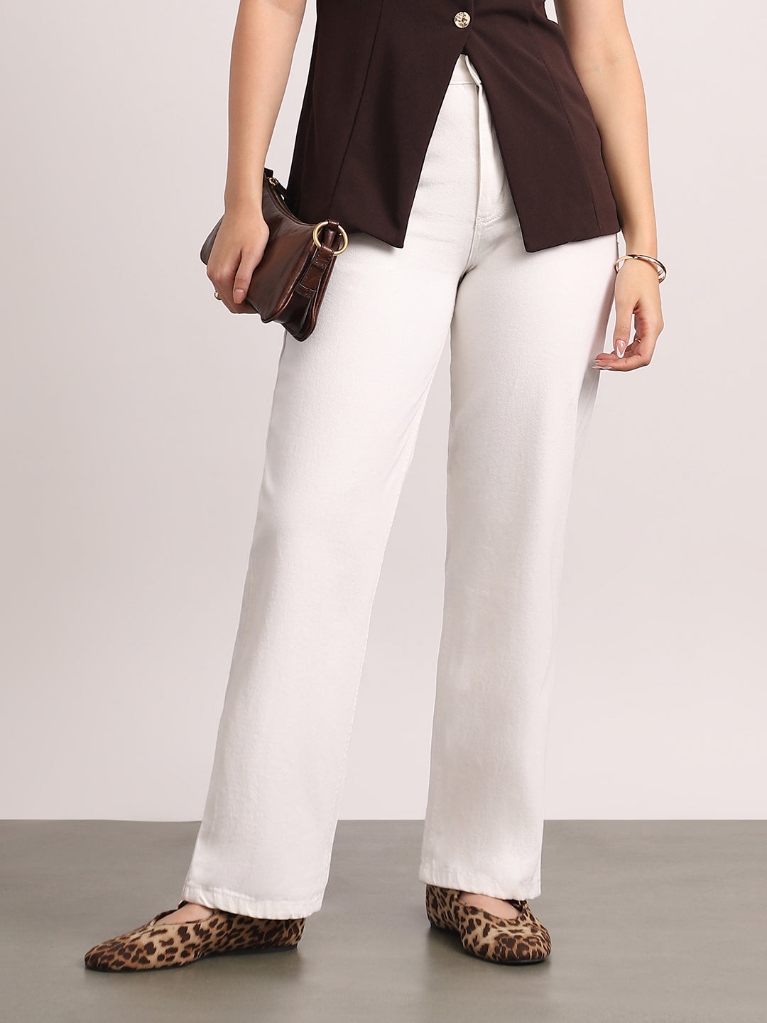 Women's White High Rise Straight Fit Washed Jeans Non-Stretchable