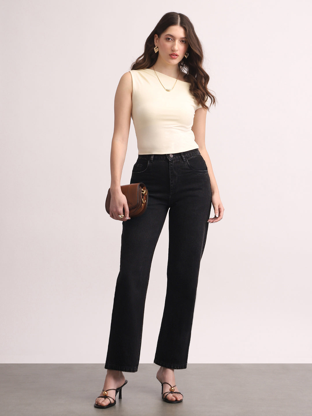 Women's Black High Rise Straight Fit Washed Jeans Non-Stretchable