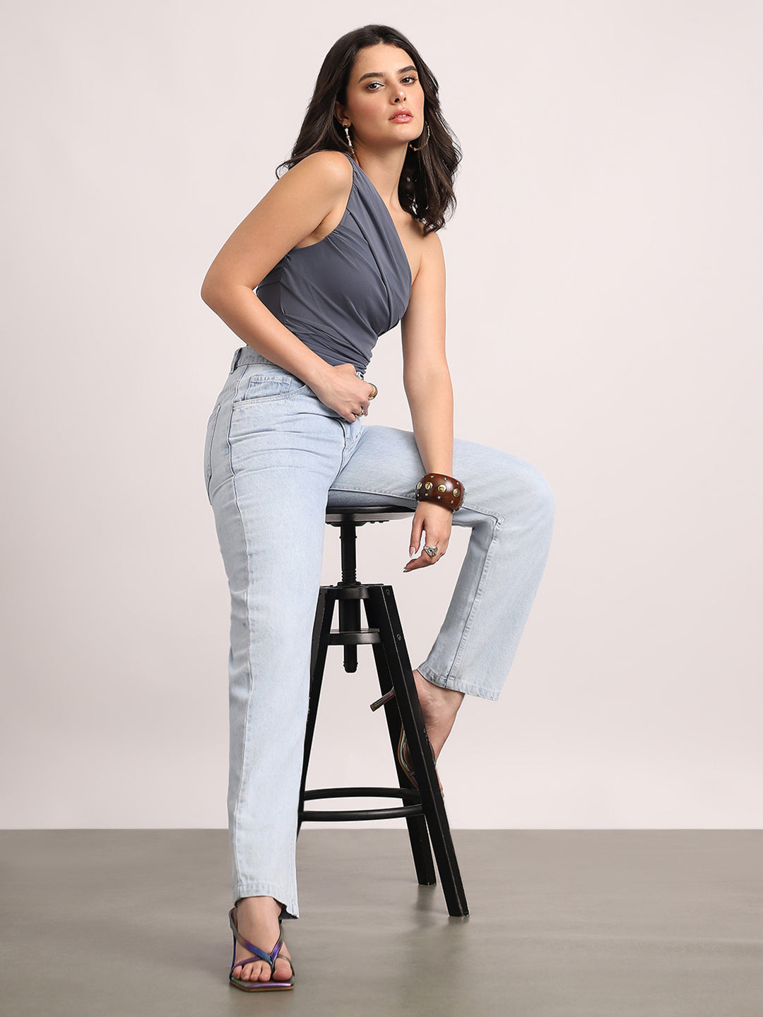 Women's Ice Blue High Rise Straight Fit Washed Jeans Non-Stretchable