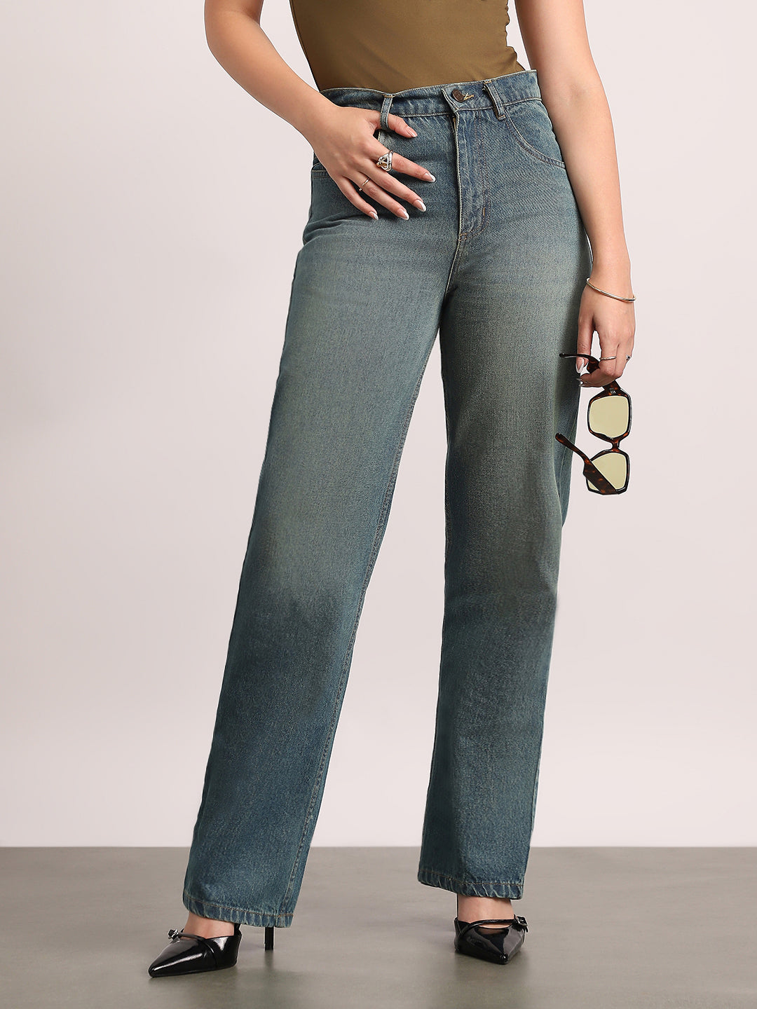 Women's Light Blue High Rise Straight Fit Washed Jeans Non-Stretchable