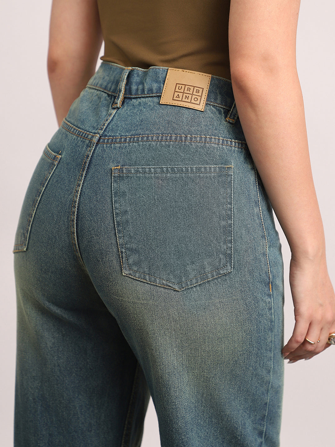 Women's Light Blue High Rise Straight Fit Washed Jeans Non-Stretchable