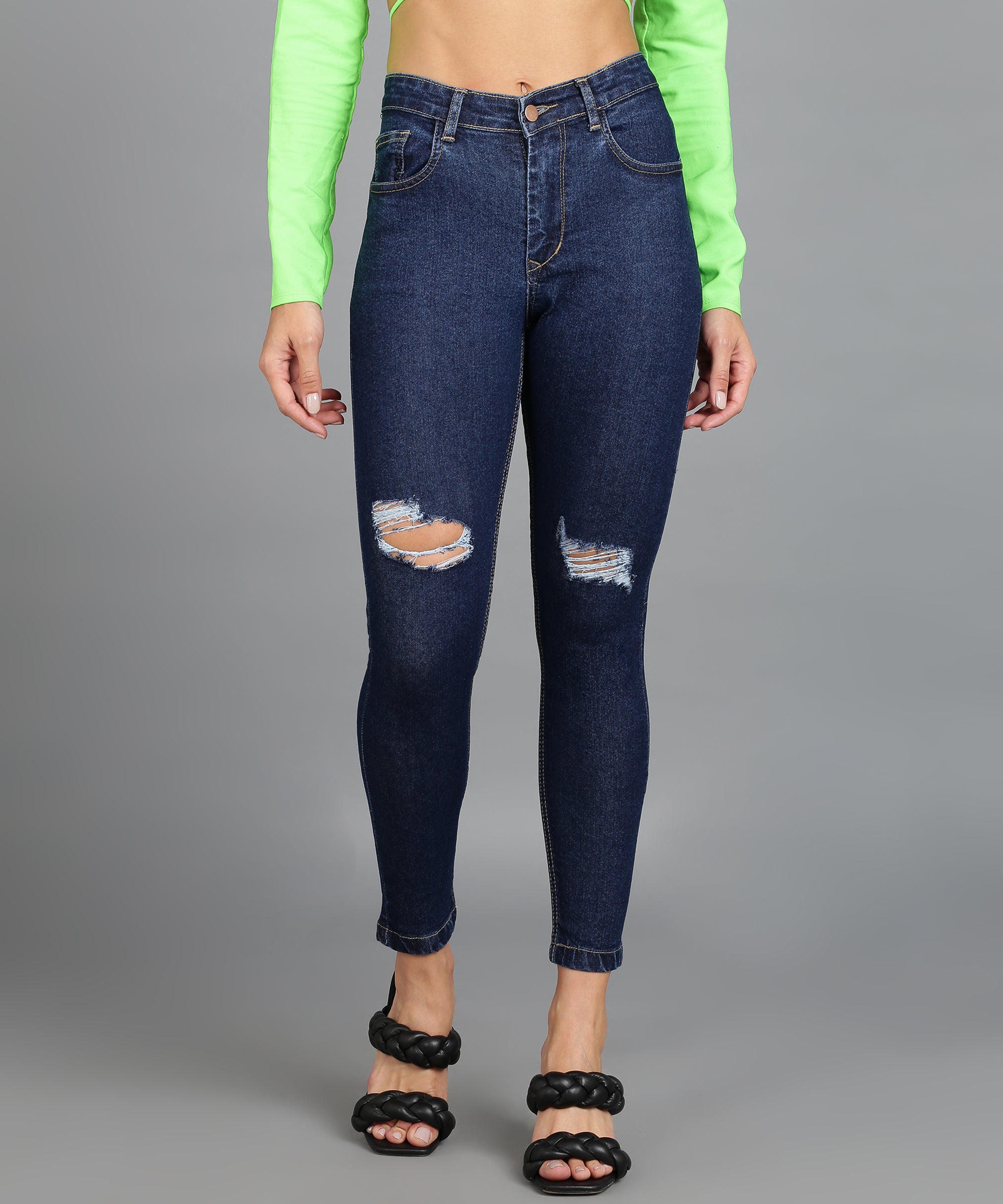 Women's Dark Blue Skinny Fit Mild Distressed Washed Jeans