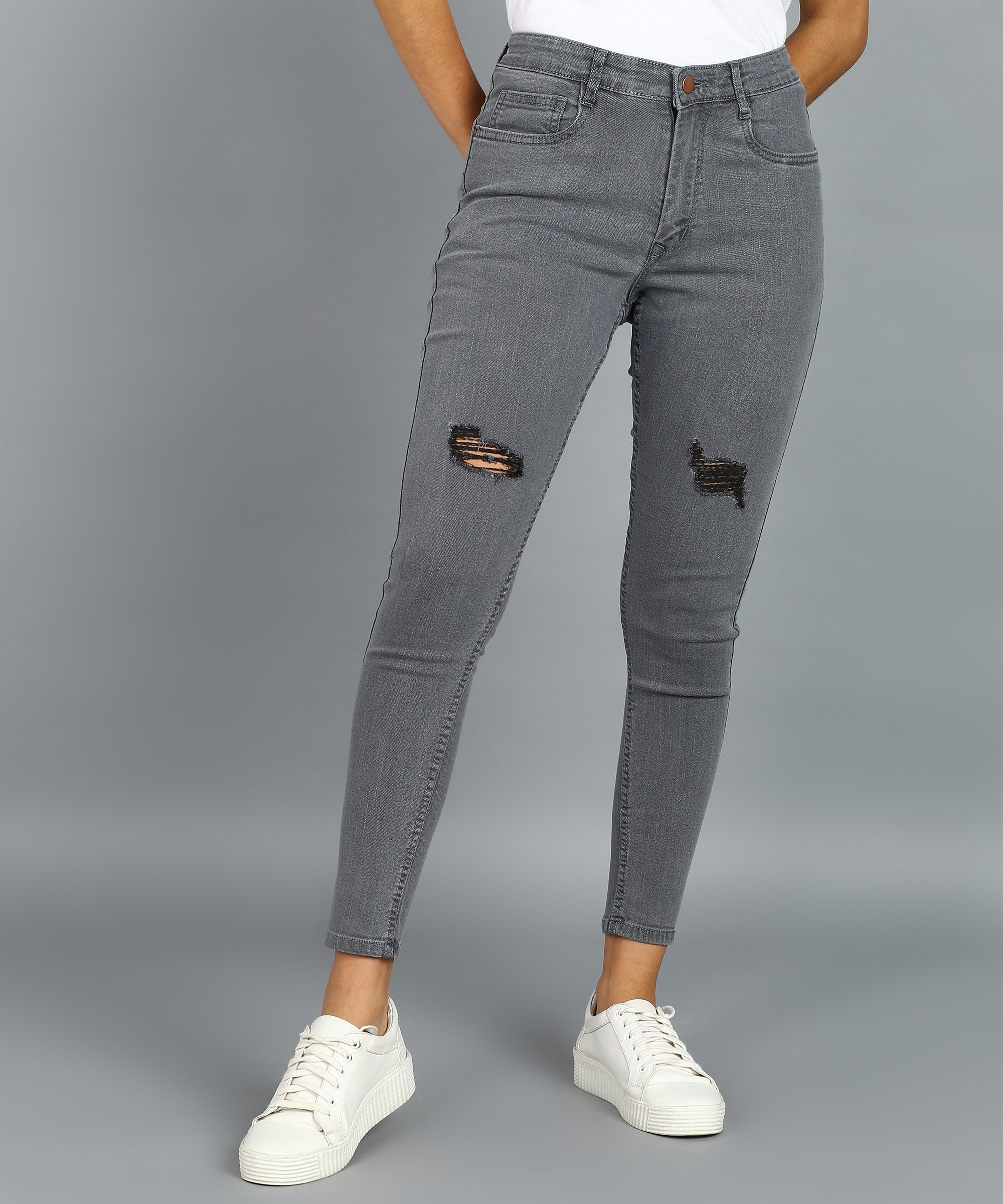 Women's Light Grey Skinny Fit Mild Distressed Washed Jeans