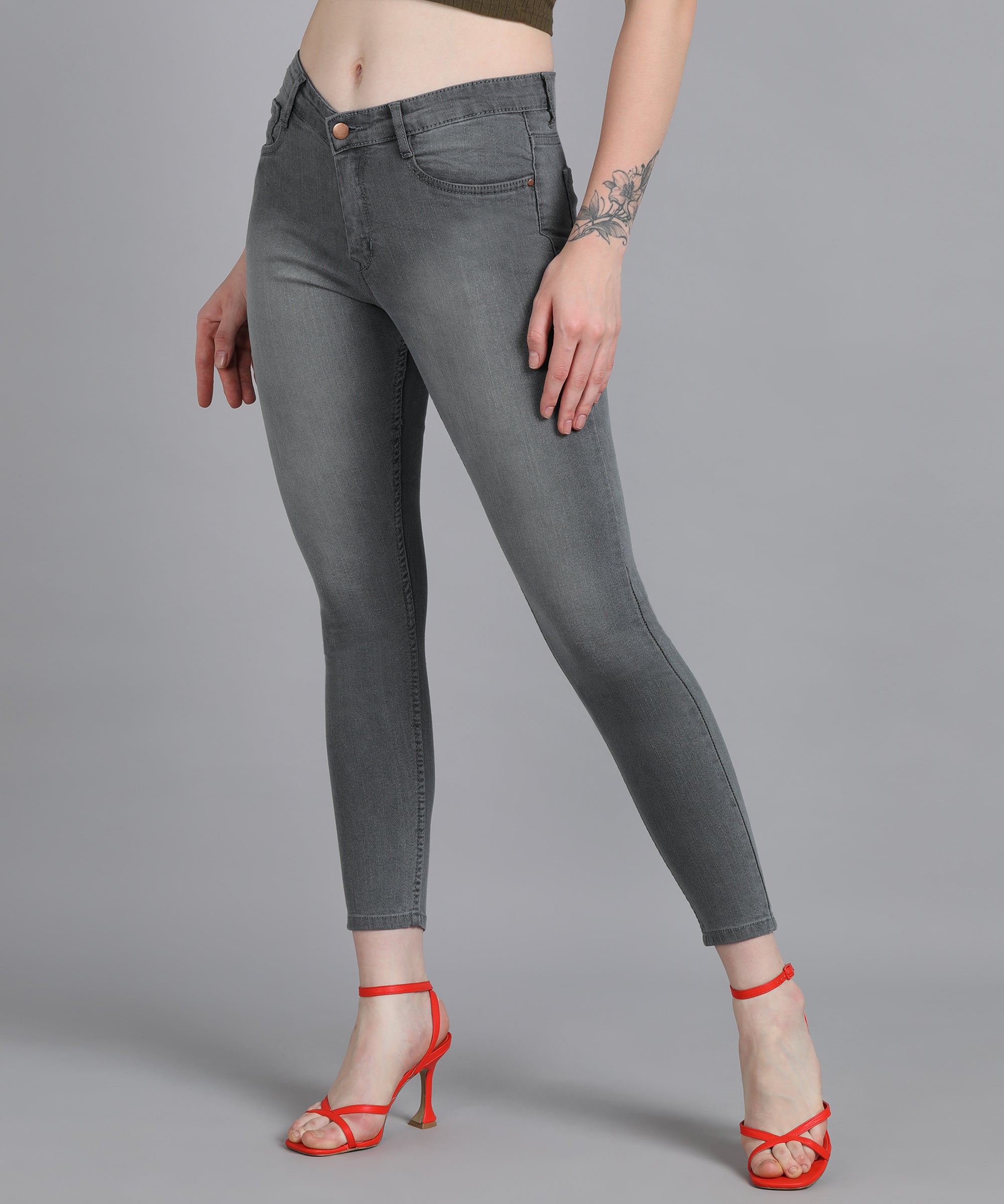 Women's Light Grey Skinny Fit Washed Jeans