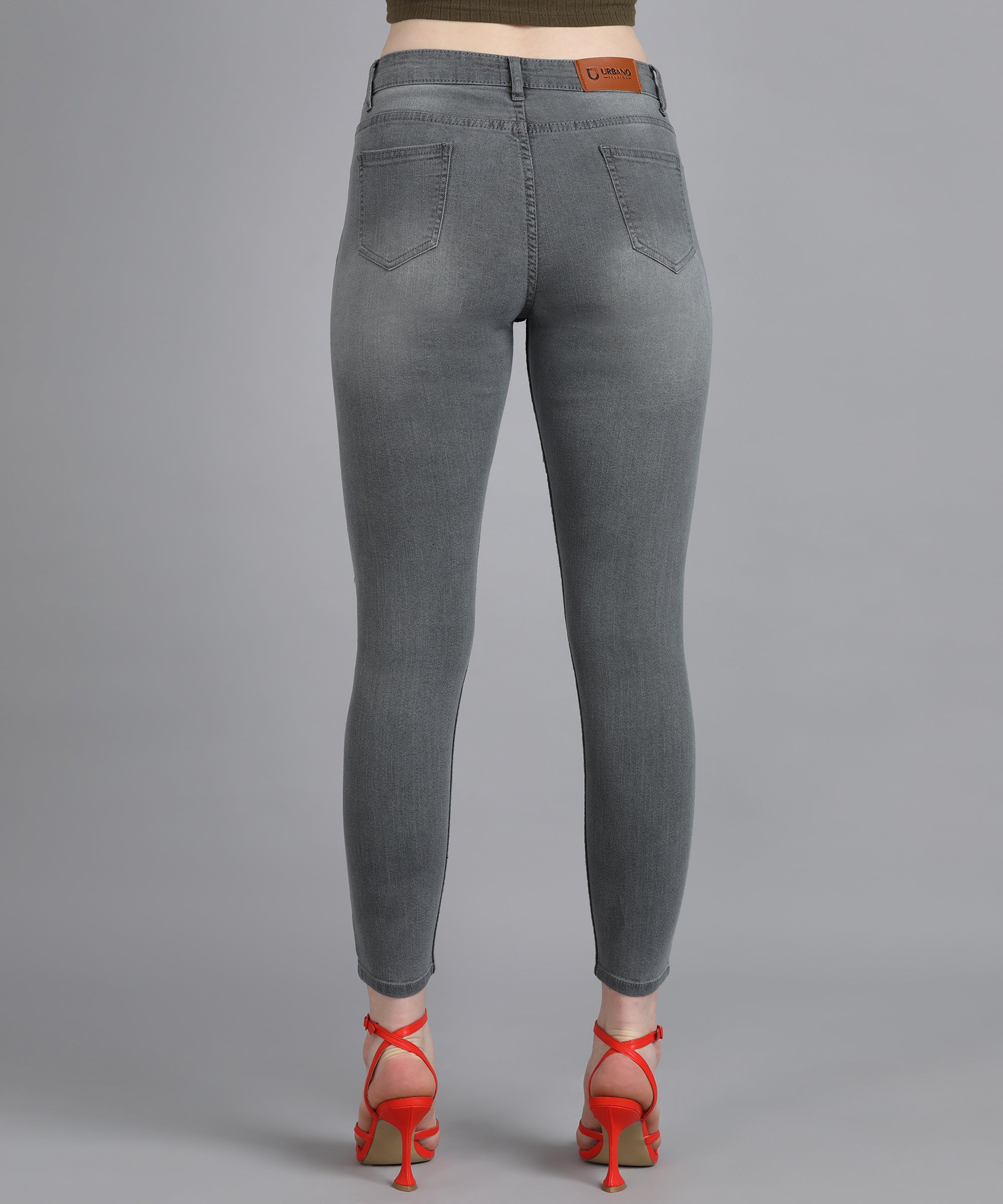 Women's Light Grey Skinny Fit Washed Jeans