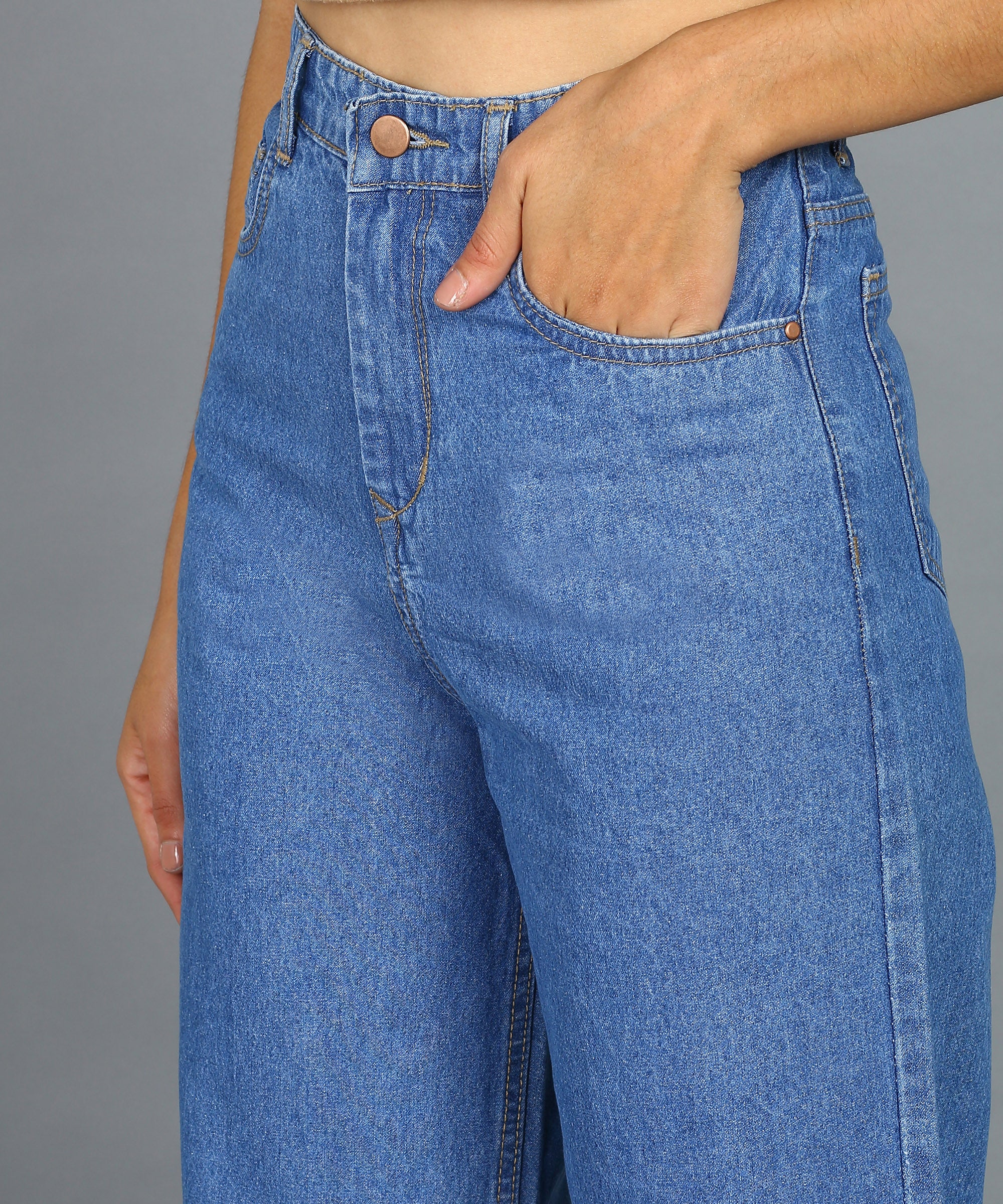 Urbano Fashion Women's Light Blue Regular Fit Wide Leg Washed Jeans
