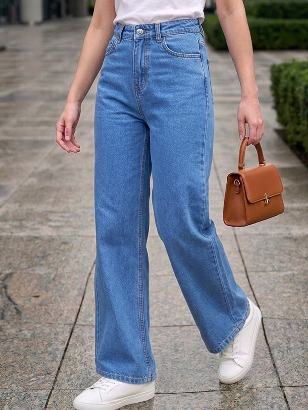 Women's Ice Blue Wide Leg Fit Washed Jeans
