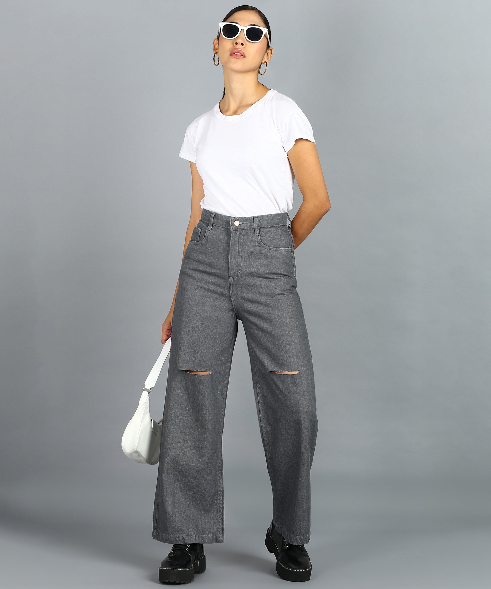 Women's Grey Regular Fit Wide Leg Mild Distressed/Knee Slit Washed Jeans