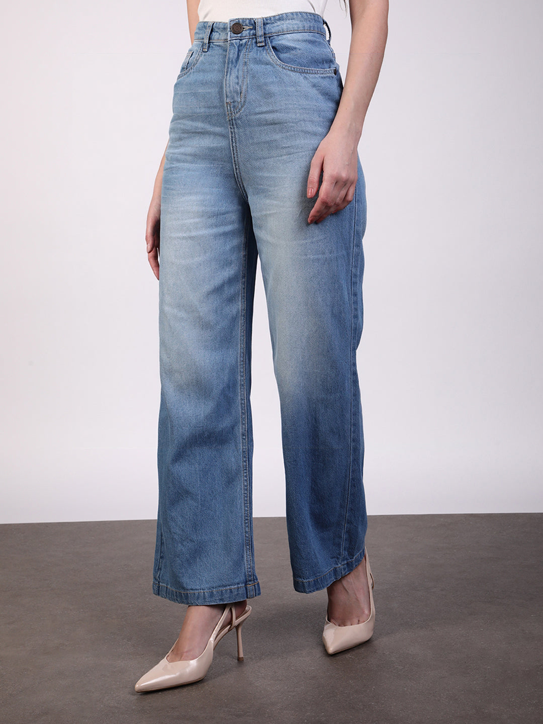 Women's Light Blue Wide Leg Fit Washed Jeans