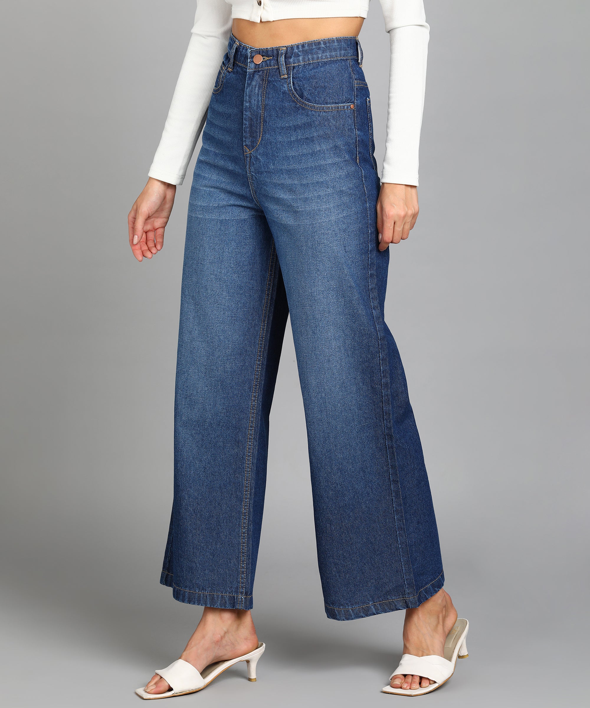 Women's Blue Regular Fit Wide Leg Washed Jeans