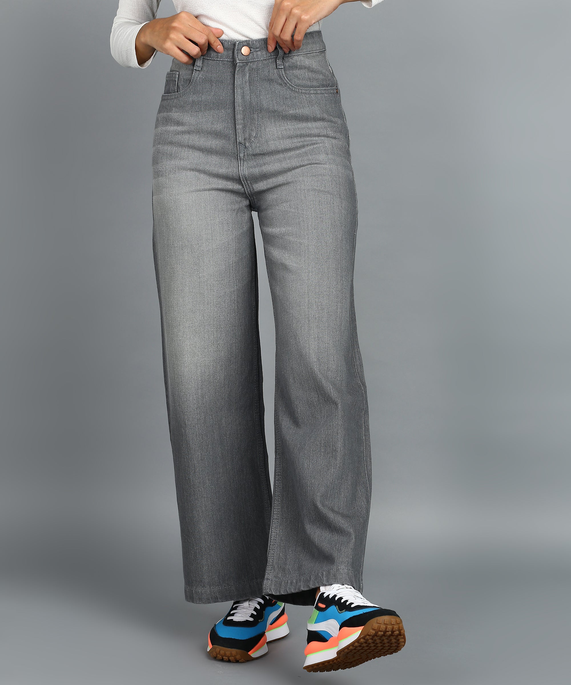 Urbano Fashion Women's Grey Regular Fit Wide Leg Washed Jeans