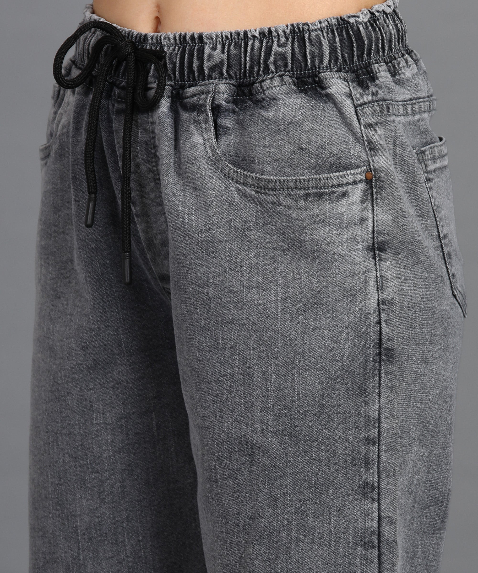 Urbano Fashion Women's Light Grey Regular Fit Washed Jogger Jeans