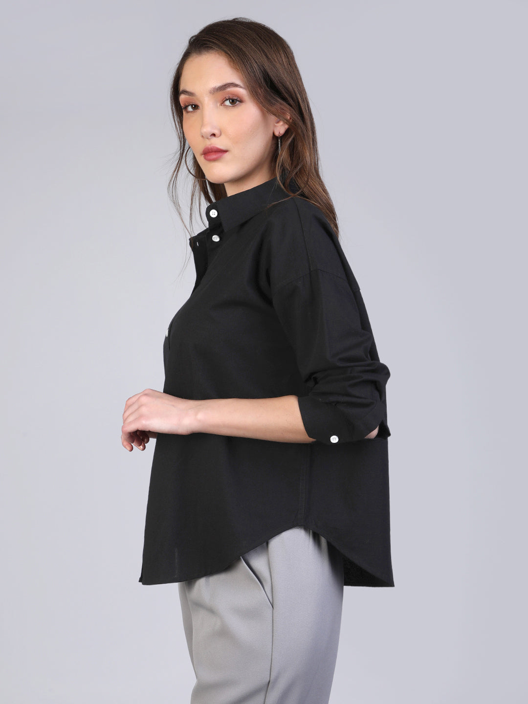 Women's Black Cotton Full Sleeve Oversized Fit Casual Solid Slub Shirt with Spread Collar