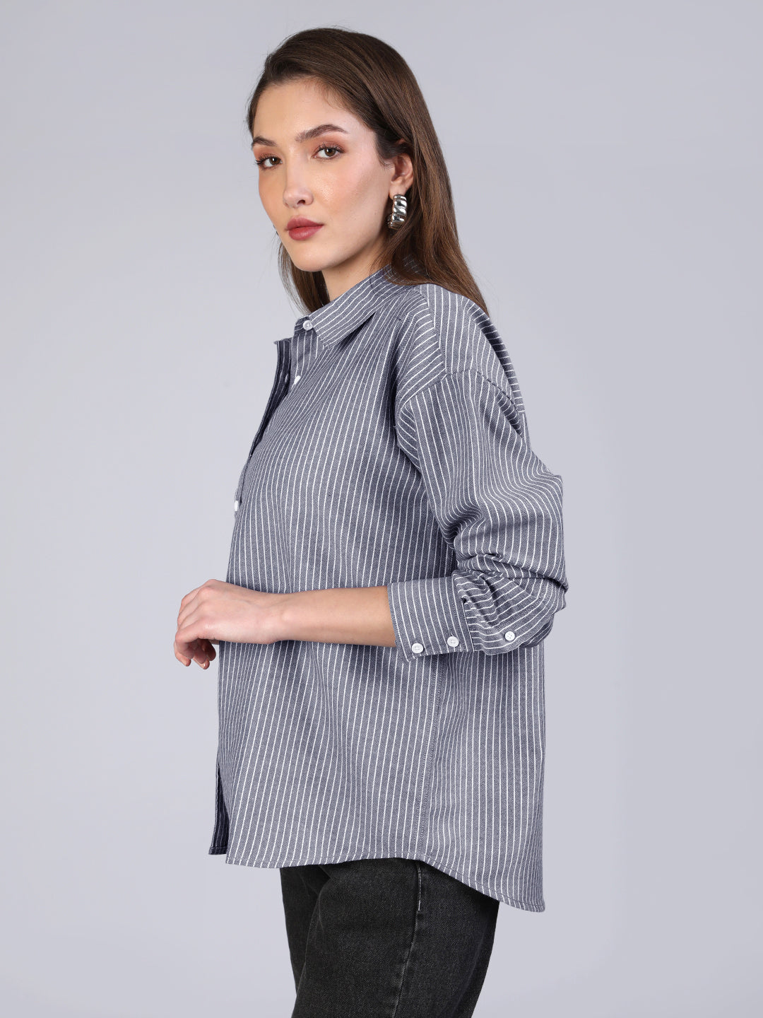 Women's Navy Cotton Full Sleeve Oversized Fit Casual Striped Shirt with Spread Collar