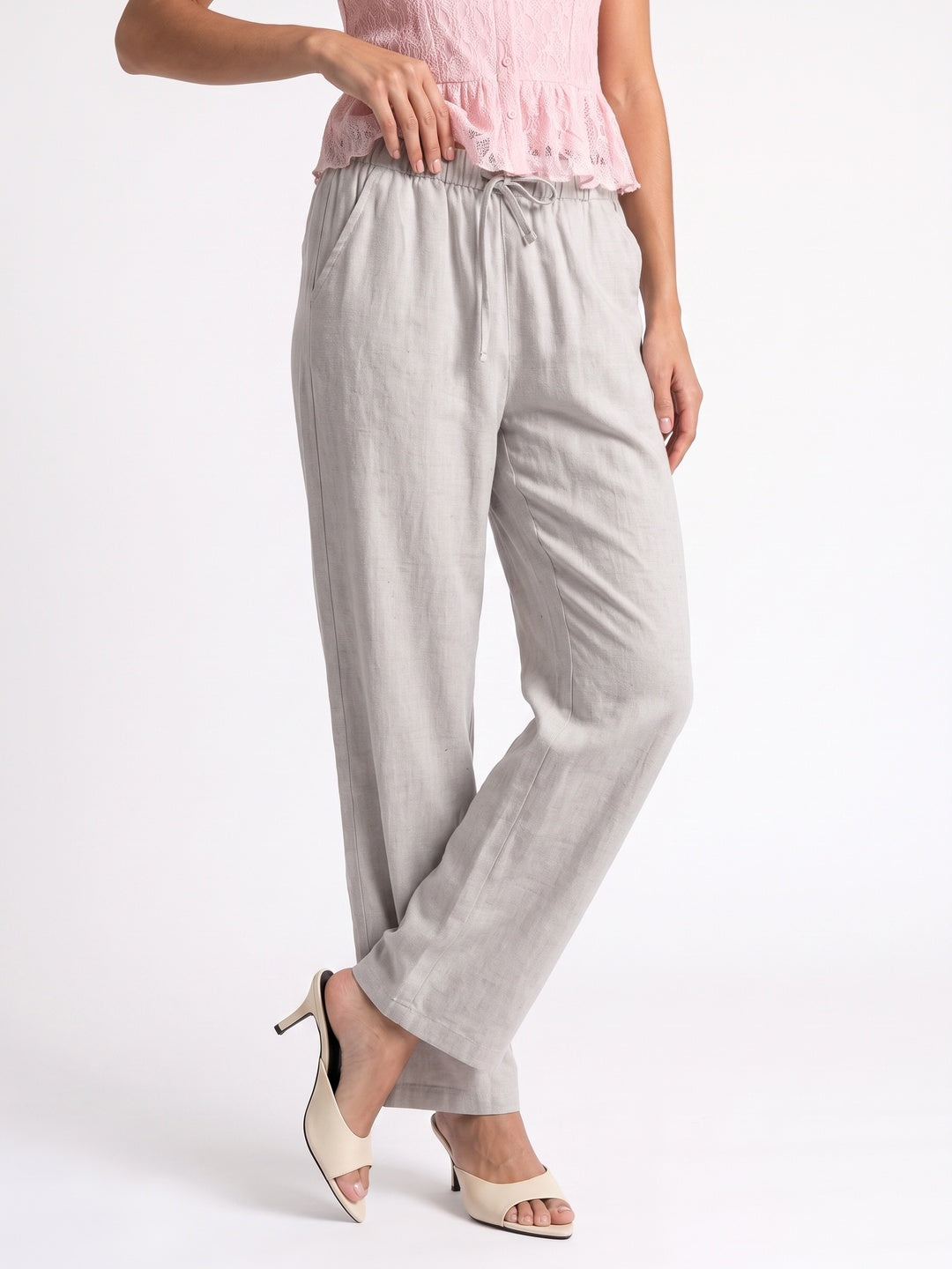 Women's Off White Loose Fit Solid Linen Trousers with Drawstring Closure